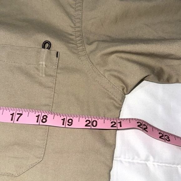 Iguana Med Khaki Scrub Top L Short Sleeve V-Neck 85% Polyester & 15% Cotton - Picture 6 of 7